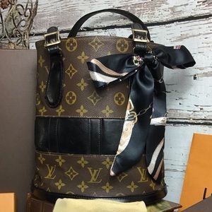 Vintage Louis Vuitton French Company Bucket Bag
